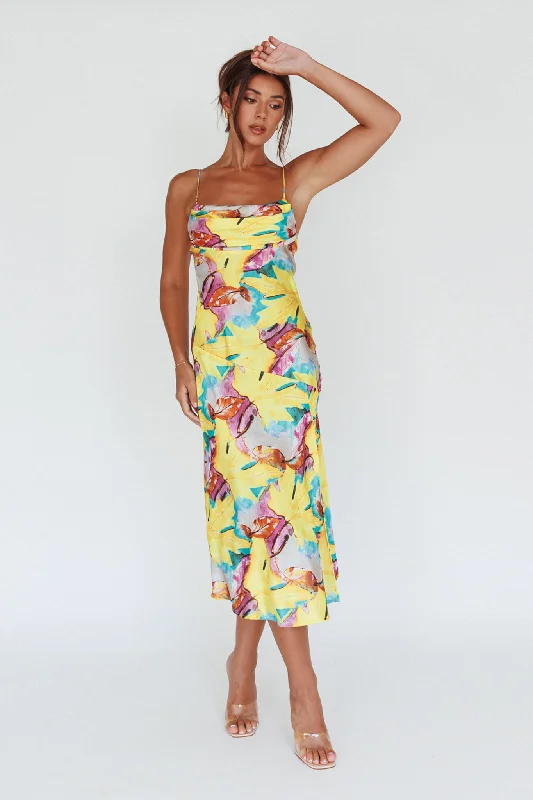 Well Versed Pleated Bust Front Split Dress Leaf Print Yellow garde