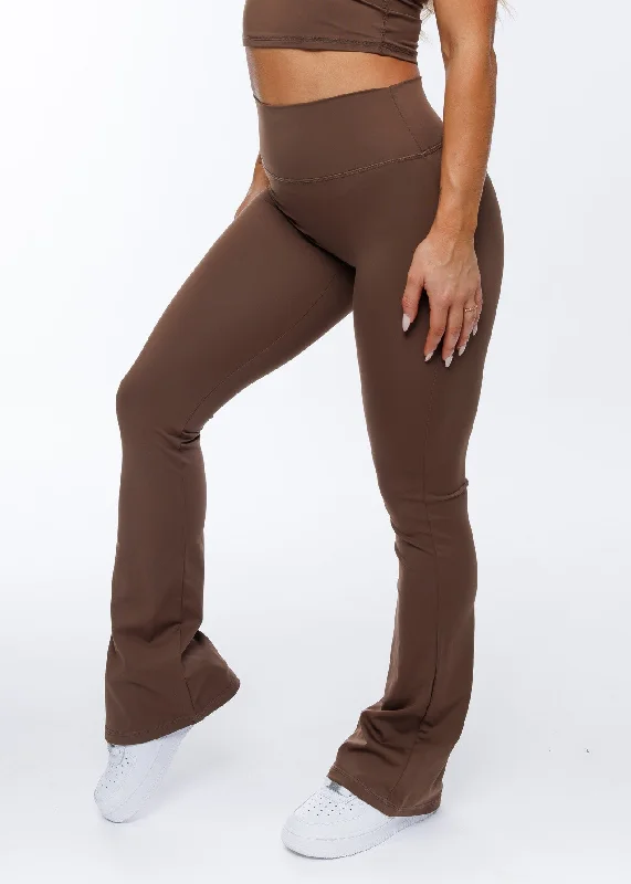 Vantage Flare Leggings - Chocolate Cashmere