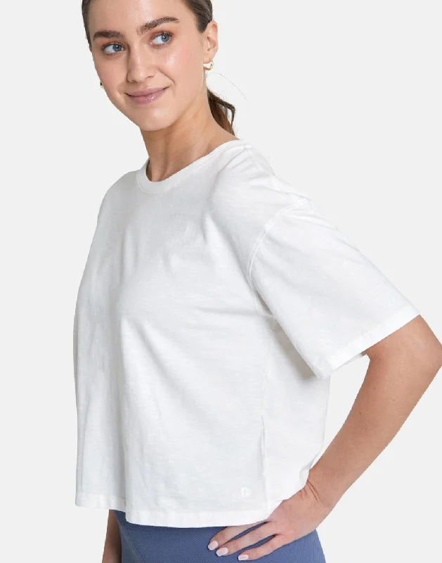 Boyfriend Crop Tee in Ivory White Confident Women's Power