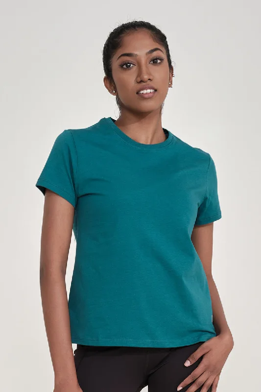 Essential Crew Neck Tee Sporty Women's Athleisure 