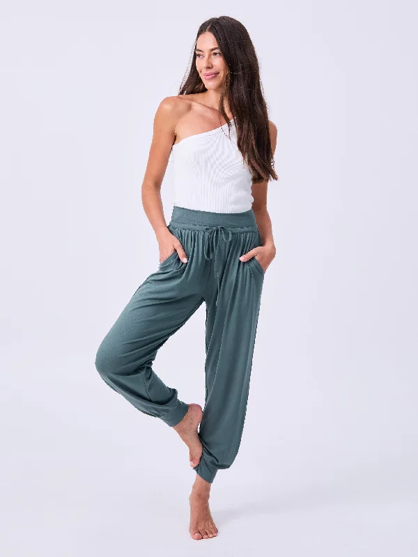 Exhale Cuffed Yoga Pant - Sage Monochromatic Office Style
