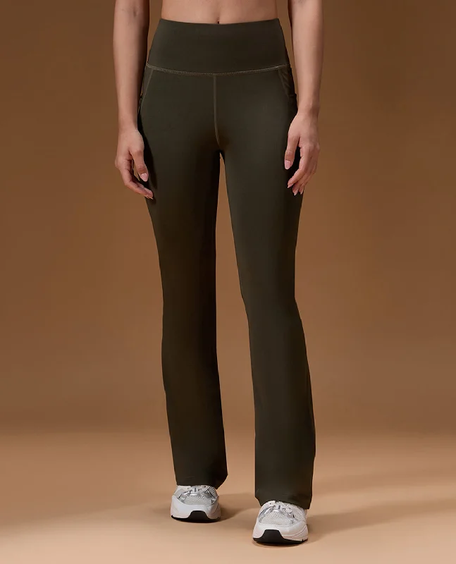 Women Stretchable Flared Pants performance