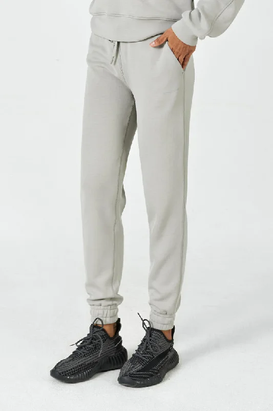 AeroChic™ High-Rise Jogger Artistic Women's Avant - 