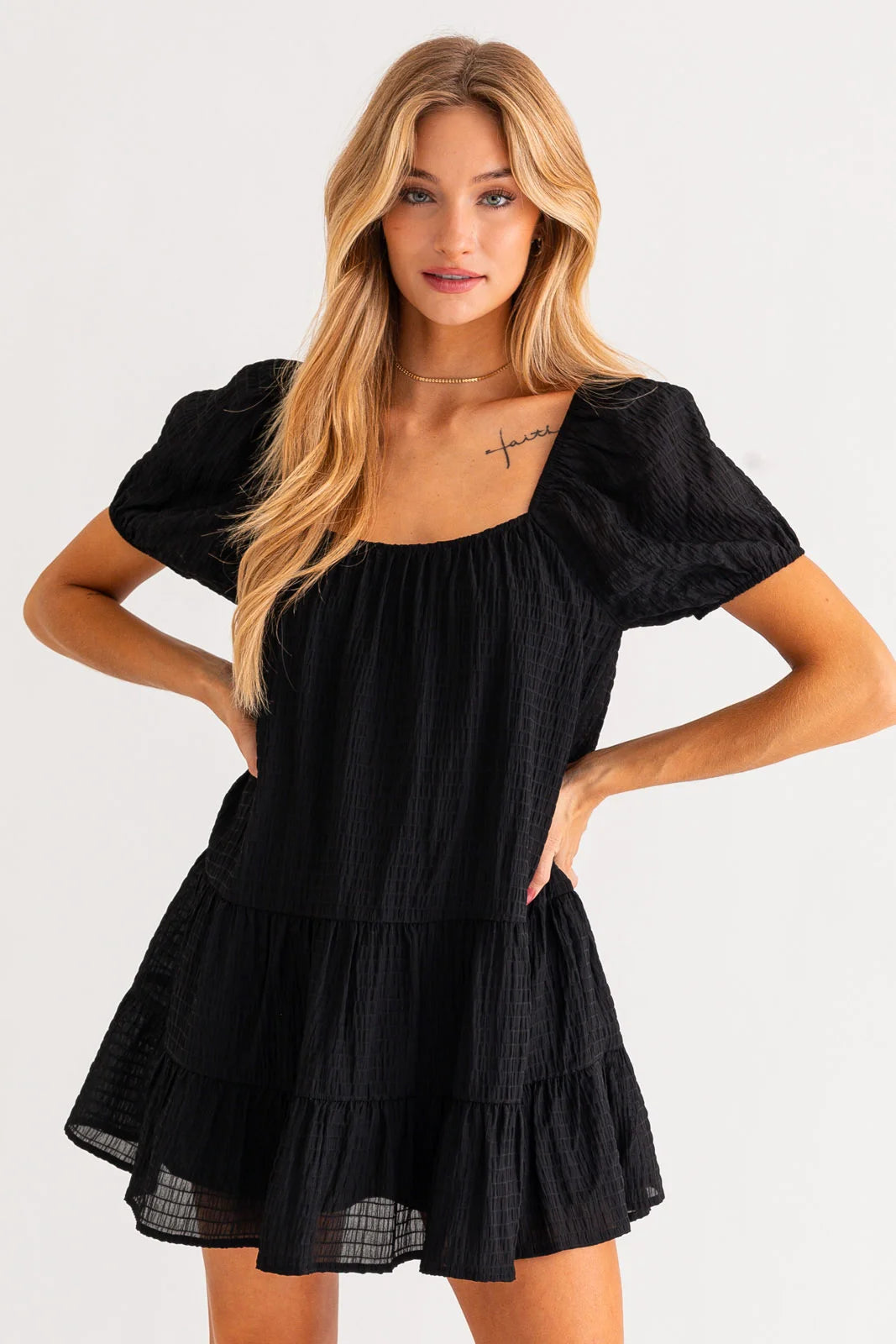 Short Puff Sleeve Tiered Mini Dress Scandinavian