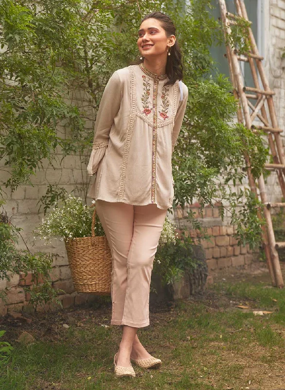 Pearl White Floral Embroidered Nargis Tunic garde
