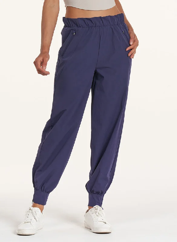 Taran Jogger Sophisticated Women's 