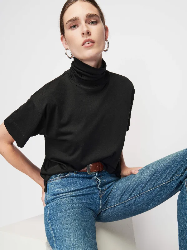 Fable Turtleneck - Jet Black Disco