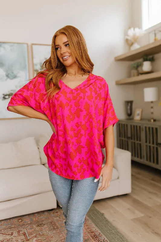 Unforgettable V-Neck Animal Print Blouse Confident Women's High - fashion