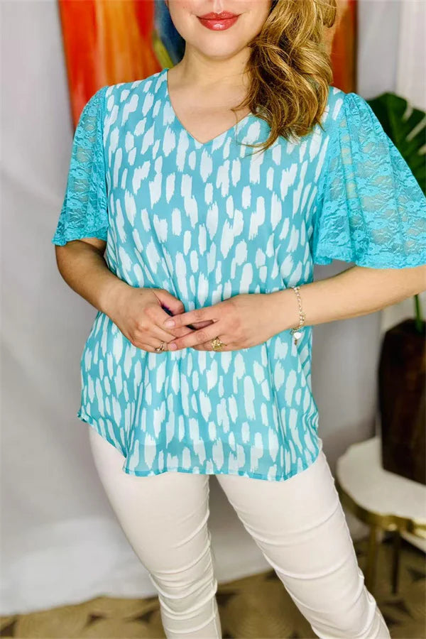Leo Lace Bell Sleeve Top Compression